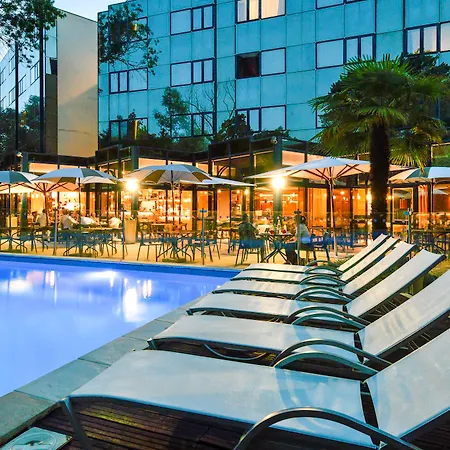 Novotel Centre Hotel