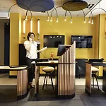 Novotel Centre 4*