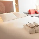 Novotel Centre