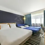 Novotel Centre Hotel 4*