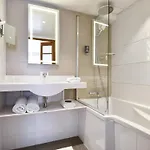 Novotel Centre 4*
