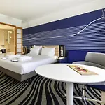 Novotel Centre 4* لا روشيل