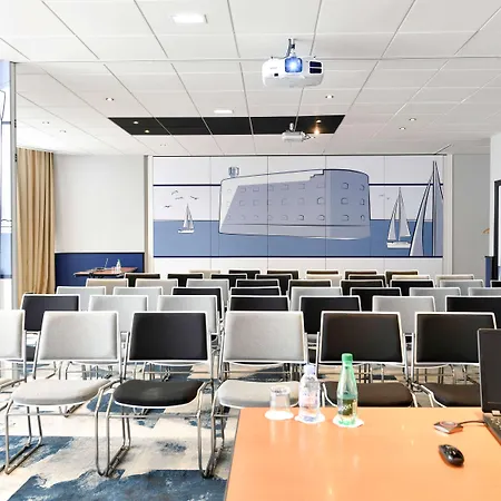 Novotel La Rochelle Centre Hotel