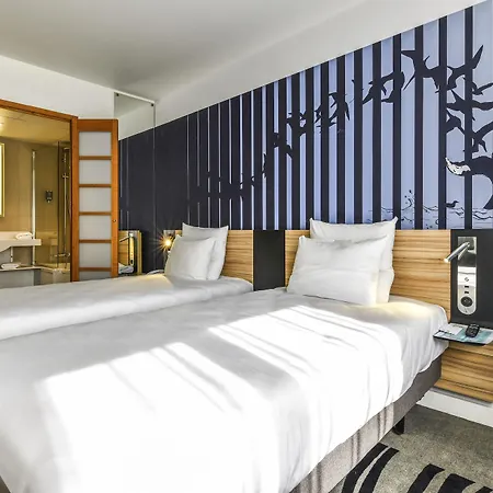 Hotel Novotel Centre 4*
