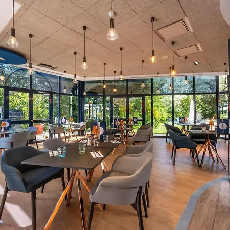 Novotel La Rochelle Centre Hotel