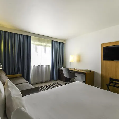 Novotel Centre 4* Ла-Рошель