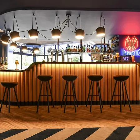 Отель Novotel Centre Ла-Рошель