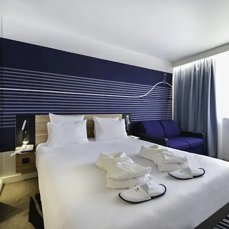 Hotel Novotel Centre 4*