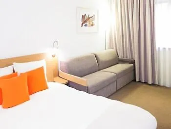 Novotel Centre 4* לה רושל
