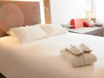 Novotel Centre