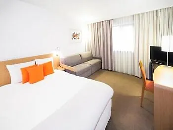 Novotel Centre מלון