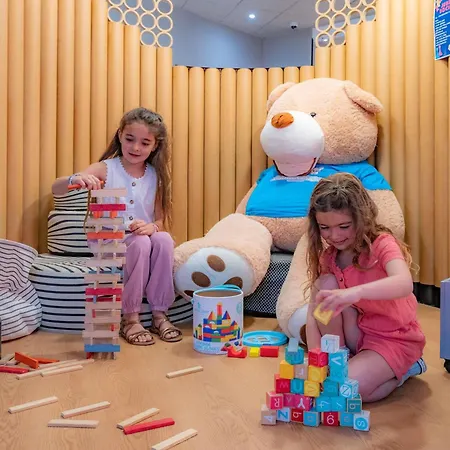Novotel Centre فندق لا روشيل