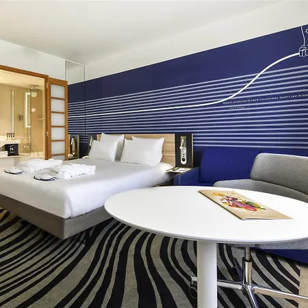 Novotel Centre