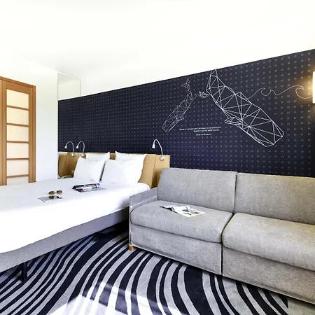 Hotel Novotel Centre 4*