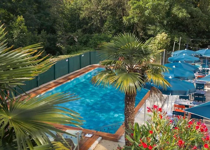 Novotel Centre Hotel 4*