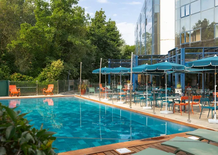 Отель Novotel Centre Ла-Рошель