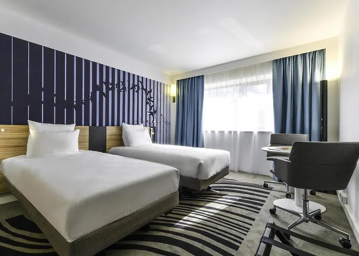 Novotel Centre Отель 4*
